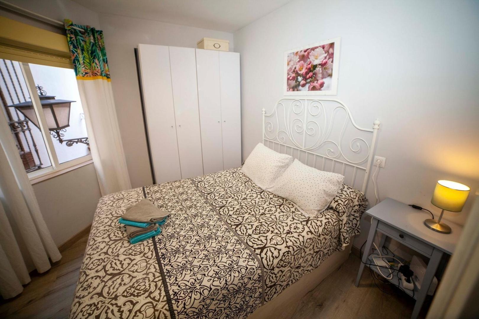 Apartamento Fedelena Sevilla Exterior foto